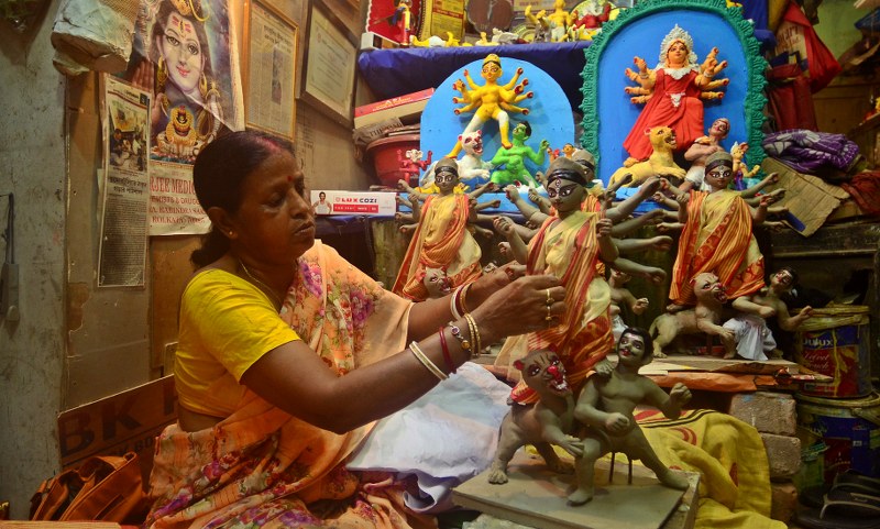 Kolkata gears up for Durga Puja