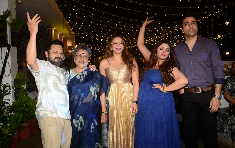 Snapshots of Bohurupi success bash: Mimi Chakraborty, Gargee Roy Chowdhury join the celebrations