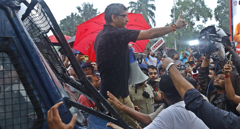 Kolkata witnesses historic protest by united football fans of sworn rivals East Bengal and Mohun Bagan against RG Kar rape-murder