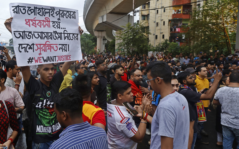 Kolkata witnesses historic protest by united football fans of sworn rivals East Bengal and Mohun Bagan against RG Kar rape-murder