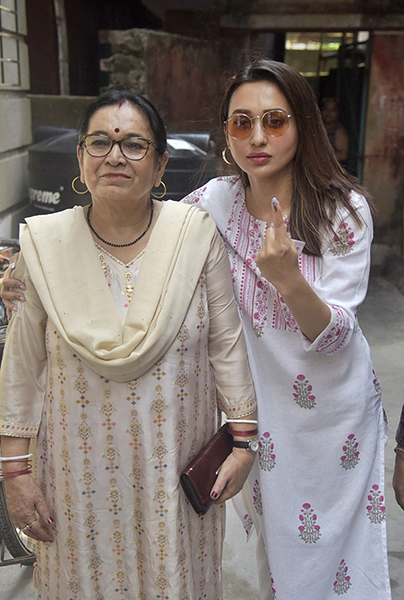 Tollywood celebrities cast votes in Kolkata in final phase LS polls