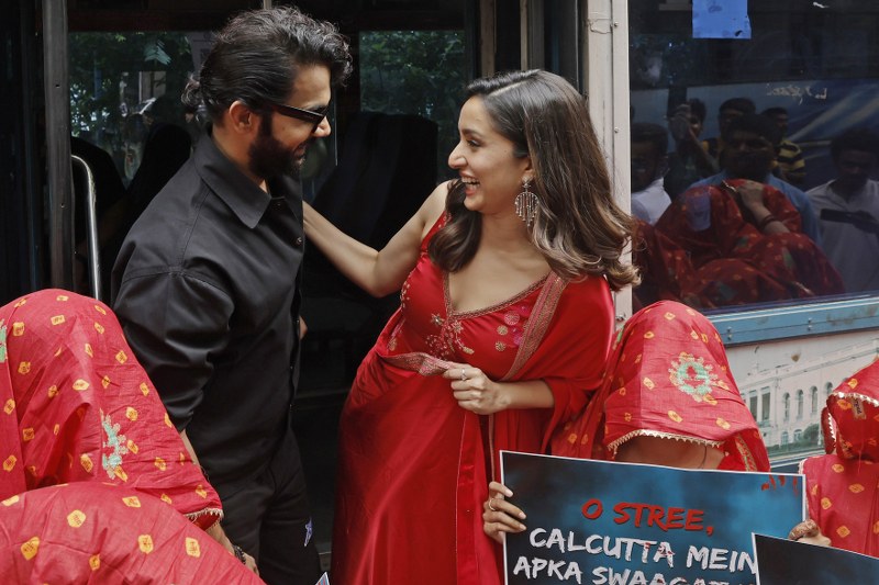 Shraddha Kapoor, Rajkummar Rao's day out in Kolkata for Stree 2