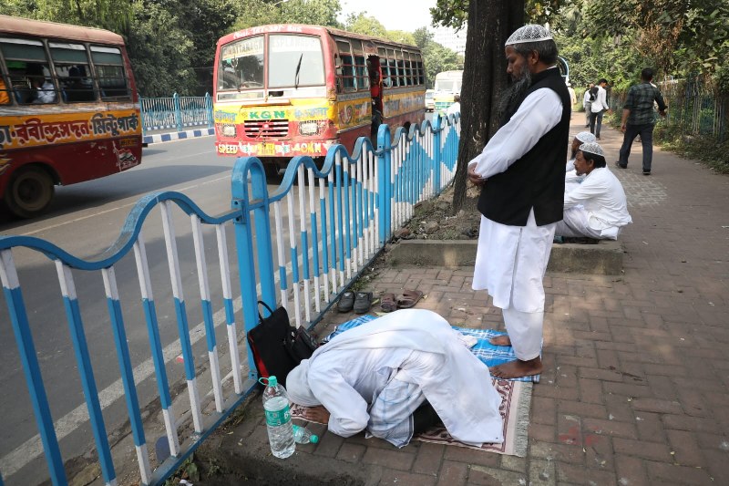 IN IMAGES: Muslims led by West Bengal Jamiat-e-Ulama protest against Waqf Amendment Bill in Kolkata