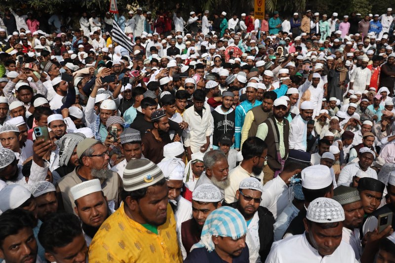 IN IMAGES: Muslims led by West Bengal Jamiat-e-Ulama protest against Waqf Amendment Bill in Kolkata