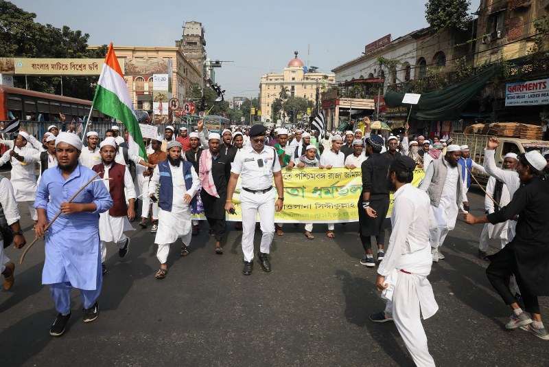 IN IMAGES: Muslims led by West Bengal Jamiat-e-Ulama protest against Waqf Amendment Bill in Kolkata