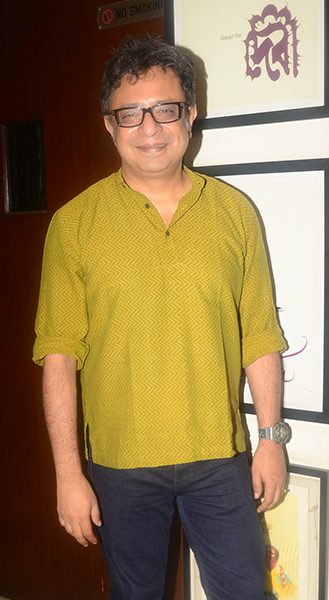 In Images: Premiere of Srijit Mukherji's Padatik