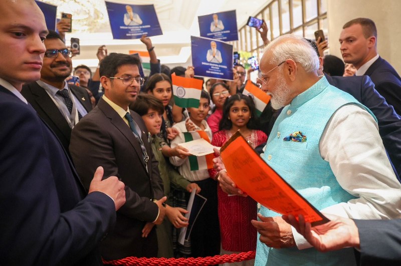 Narendra Modi arrives in Russia