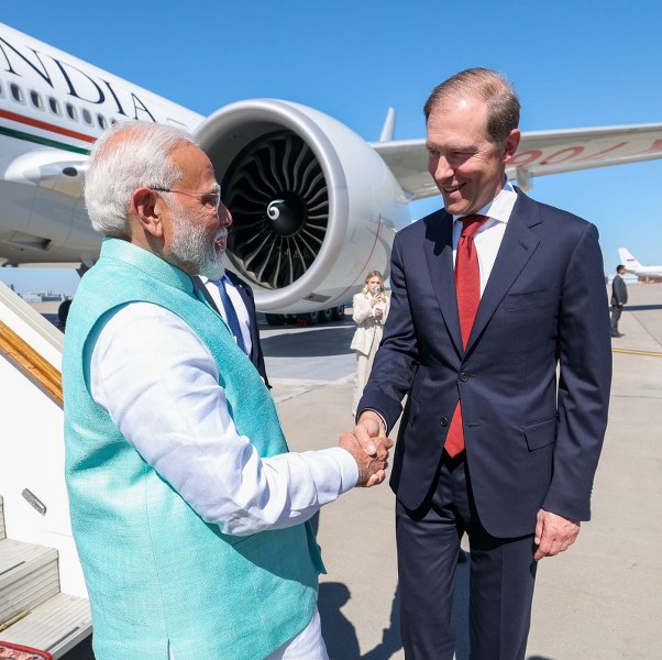 Narendra Modi arrives in Russia