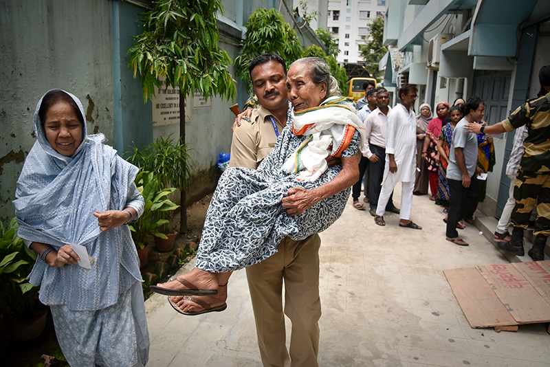 Kolkata votes in seventh phase of Lok Sabha polls