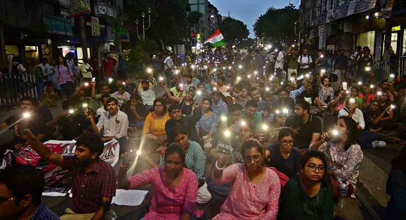 RG Kar Protest: Junior doctors march to Lalbazar, demands resignation of Kol Police Commissioner