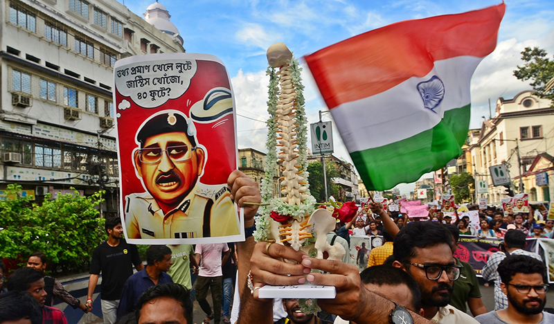 RG Kar Protest: Junior doctors march to Lalbazar, demands resignation of Kol Police Commissioner