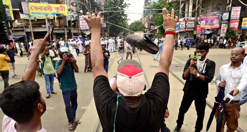 March to Nabanna: Protesters, police fight pitched battles in Kolkata over RG Kar rape-murder