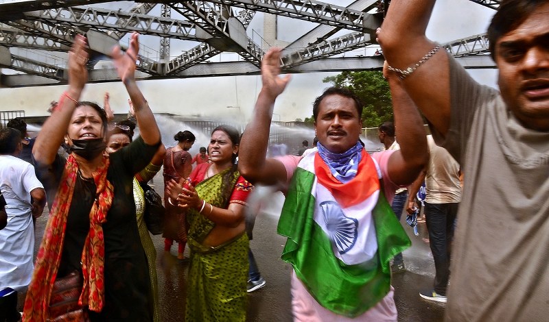 March to Nabanna: Protesters, police fight pitched battles in Kolkata over RG Kar rape-murder