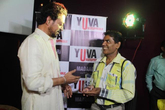 Irrfan meets social workers of Ahmedabad 