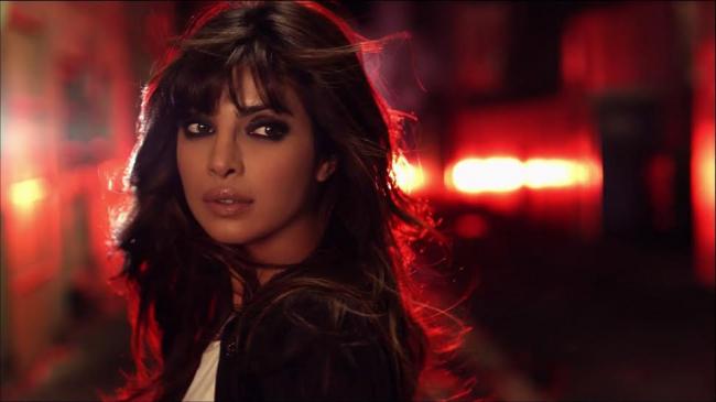 Priyanka Chopra wins hearts as she grabs Peopleâ€™s Choice Awards