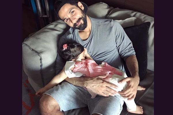 Shahid Kapoor shares beautiful image with daughter Misha on social media