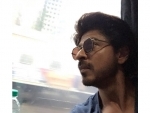 SRK takes a train journey to promote his film Raees