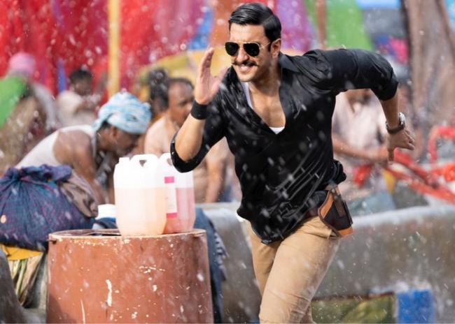 Ranveer Singh's Simmba earns Rs. 124 crore in five days 