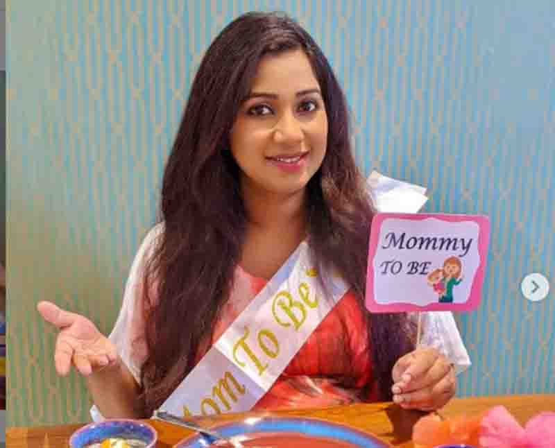 Shreya Ghoshal enjoys her online 'surprise baby shower' shares images on Instagram