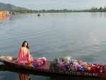 Actor Saumya Tandon is enjoying her magical moments in 'Jannat' Jammu and Kashmir