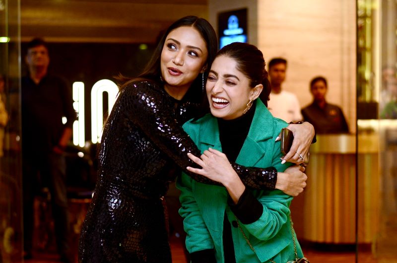 Shruti Das (L) and Ishaa Saha (R) | Image by Avishek Mitra/IBNS