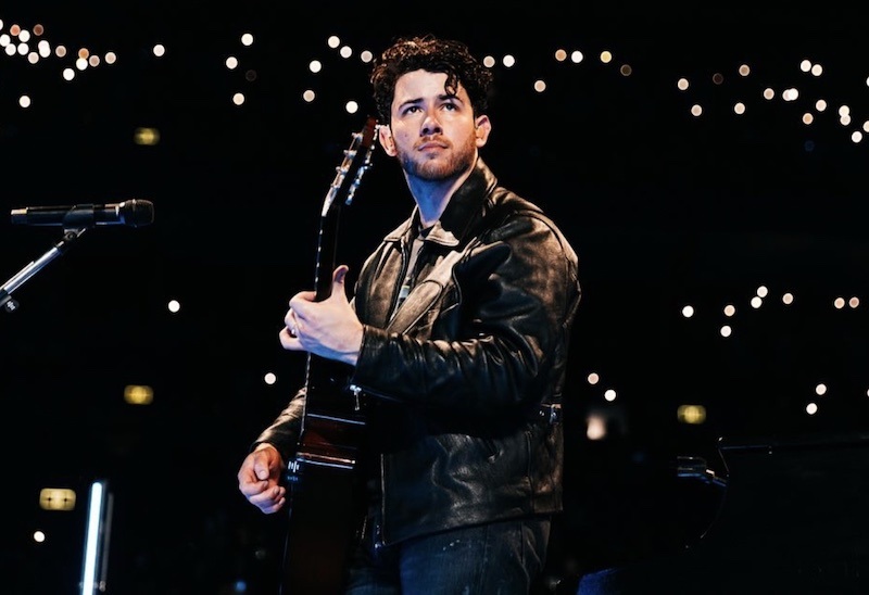 Nick Jonas runs off stage mid-concert in Prague to escape laser aimed at him from audience