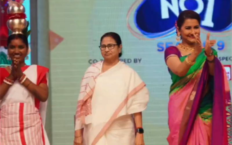 Mamata Banerjee participates in Rachana Banerjee's reality show Didi No. 1