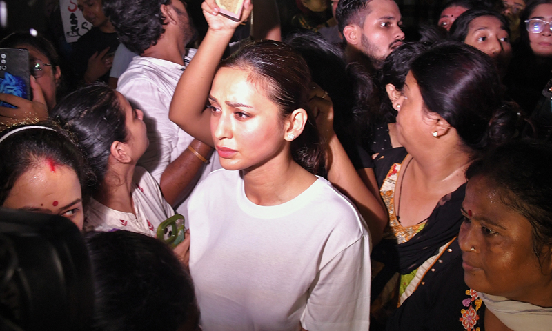 Mimi Chakraborty at night vigil near Academy on August 14 | Image by Avishek Mitra/IBNS