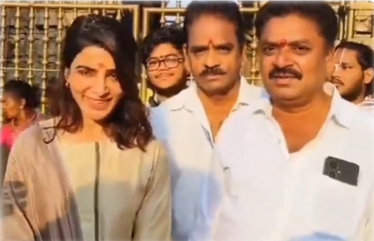 Samantha Ruth Prabhu clicks selfie with fans while visiting Sri Padmavati Ammavaari Temple