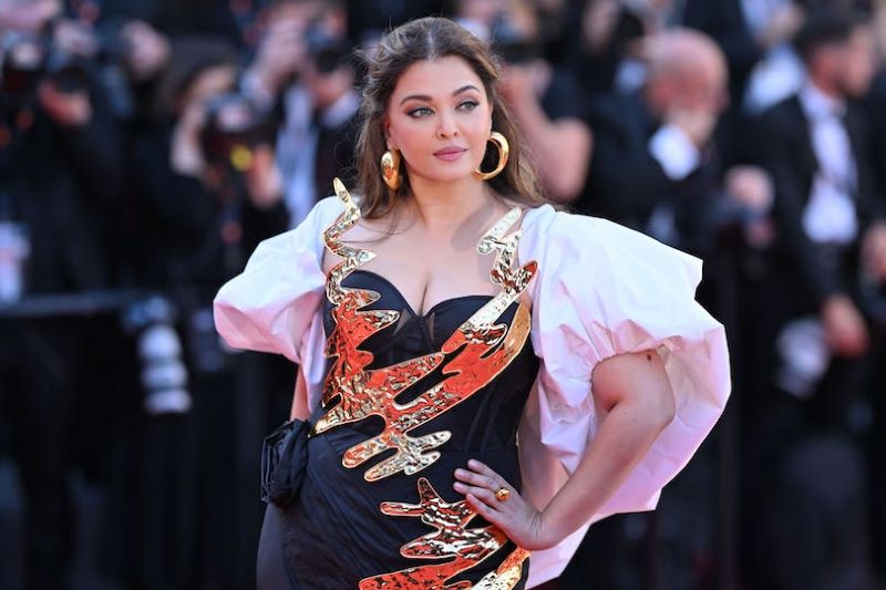 Aishwarya Rai Bachchan brings her aura at Cannes 2024 red carpet in black and gold gown