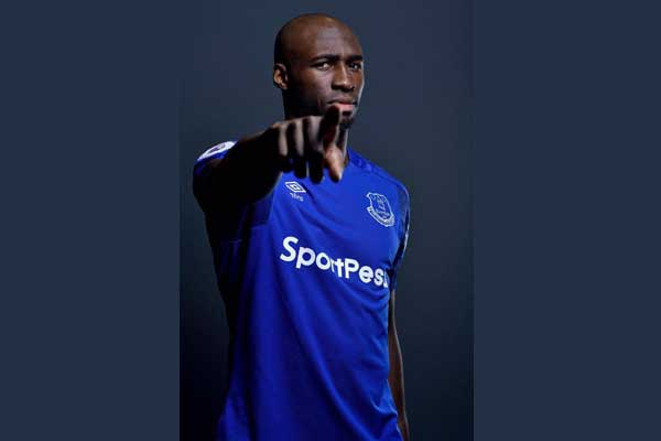 Eliaquim Mangala to wear number 13 shirt for Everton