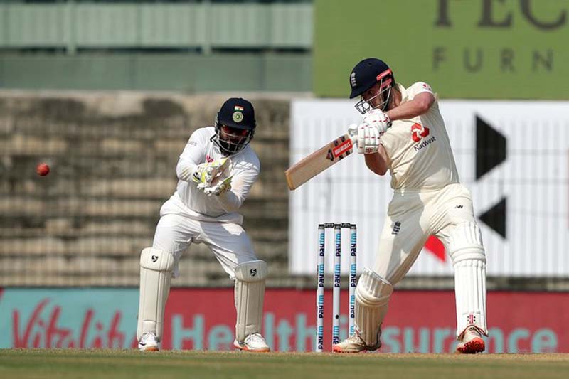 Joe Root smashes 128 no as England scored 263 for the loss of three wickets on opening day