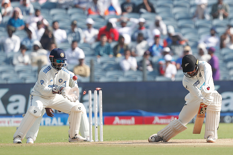 New Zealand set 359 as target for India to win 2nd Test