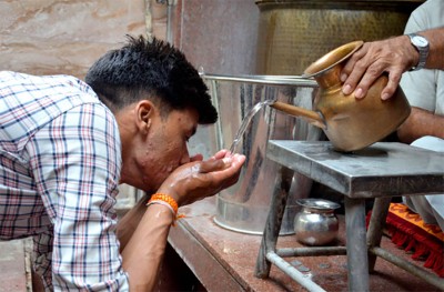 Delhi: Heatwave condition continues