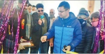 Jammu and Kashmir: Exhibition showcasing finest of Kashmir Handicrafts inaugurated at Gulmarg