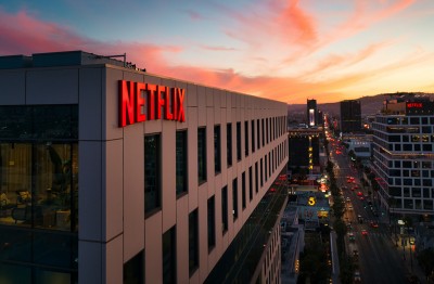 Netflix loses nearly million subscribers