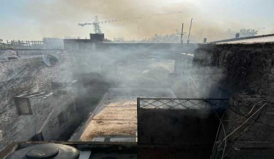 Delhi: Fire breaks out near Chandni Chowk metro station