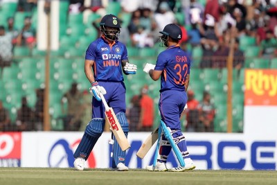 Virat Kohli smashes 72 international century, moves to second spot just behind Tendulkar