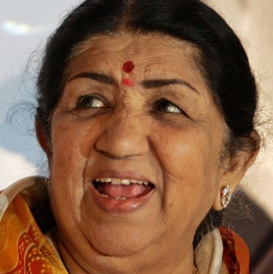 Legendary singer Lata Mangeshkar dies at 92