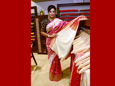 Iman Chakraborty inaugurates Taneira's first two stores in Kolkata