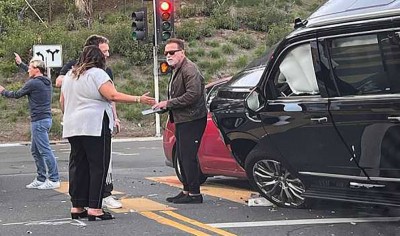 Arnold Schwarzenegger involved in car crash