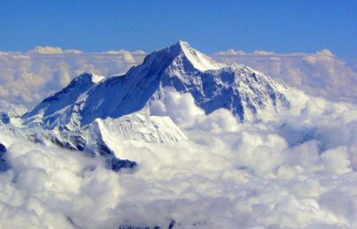 Mount Everest's highest glacier melting fast, says study