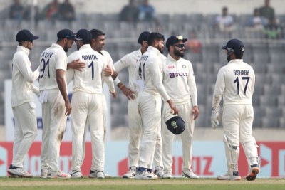 Second Test: India look to rebuild innings against Bangladesh