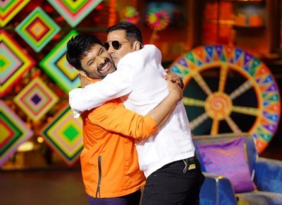 Akshay Kumar wishes 'brother' Kapil Sharma on birthday