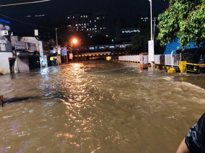 Monsoon fury prompts flood alert in Maharashtra, Karnataka and Telangana