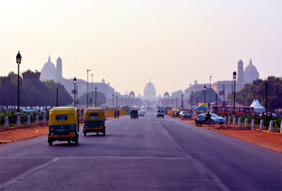 Dust storm, light rain likely in Delhi