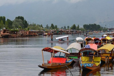 Kashmir witnesses 20.5 lakh visitors footfall in first eight months of 2022