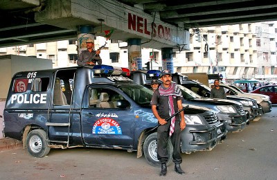 Pakistan: Police foil mob attempt to lynch blasphemy suspect