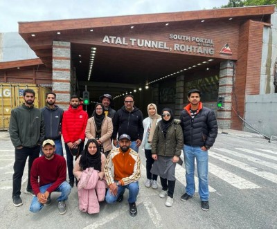 Islamic University of Science and Technology students visit Atal Tunnel