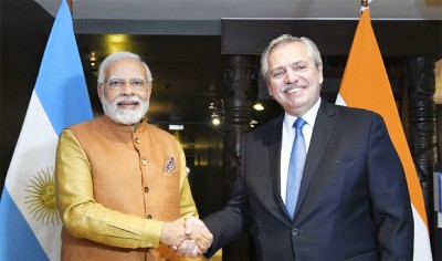 Indian PM Narendra Modi meets Argentina's President Alberto Fernandez in Munich on the sidelines of G7 Summit